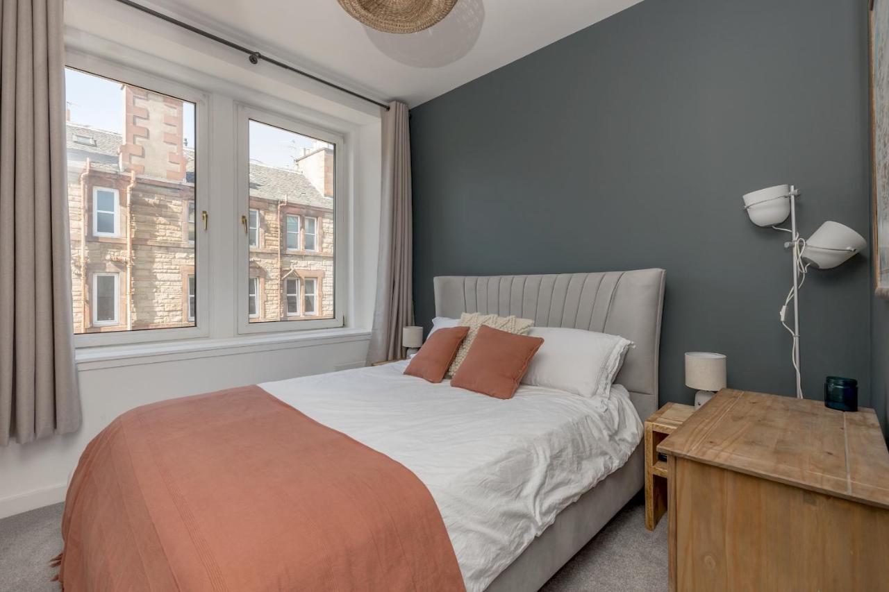 Pass The Keys Stunning 3 Bed Loft Style Apt With Free Parking Edimburgo Exterior foto