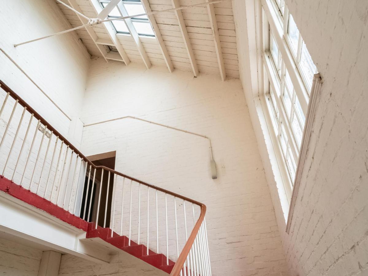 Pass The Keys Stunning 3 Bed Loft Style Apt With Free Parking Edimburgo Exterior foto